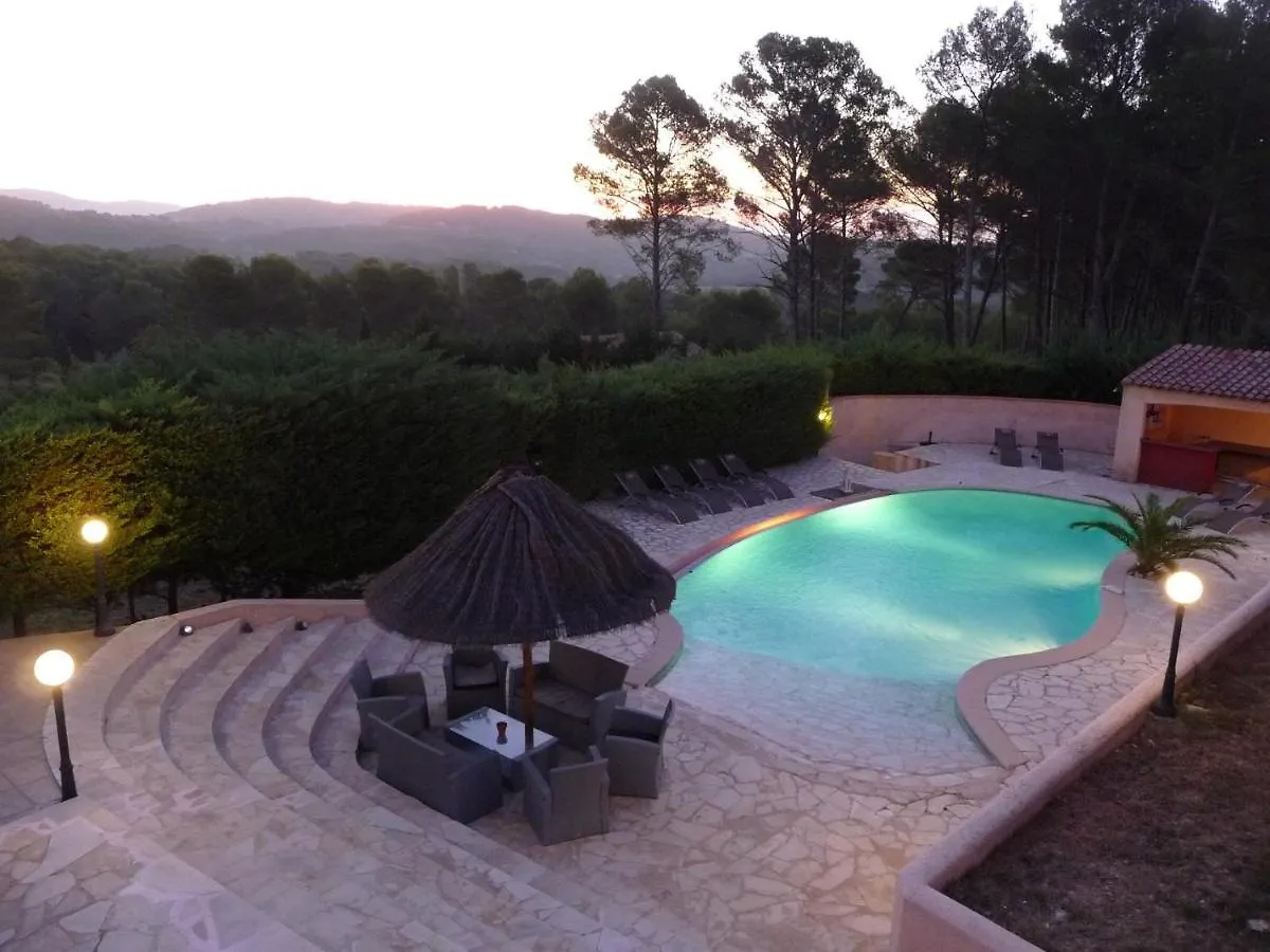 La Bastide Des Selves Bed & Breakfast Draguignan 3*,  France